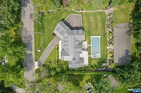 63 Ridge Road Tenafly NJ 07670