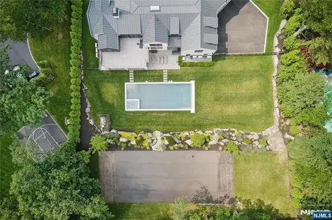 63 Ridge Road Tenafly NJ 07670