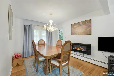 31 Hardenburgh Avenue Demarest NJ 07627