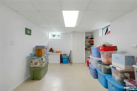 31 Hardenburgh Avenue Demarest NJ 07627