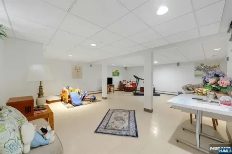 31 Hardenburgh Avenue Demarest NJ 07627