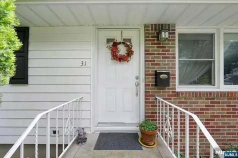 31 Hardenburgh Avenue Demarest NJ 07627