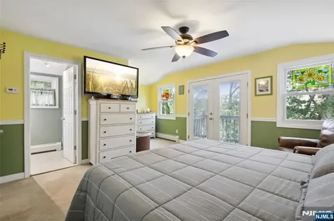 105 Upper Lakeview Avenue Ringwood NJ 07456