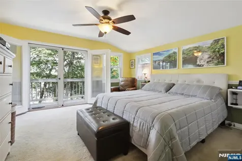 105 Upper Lakeview Avenue Ringwood NJ 07456