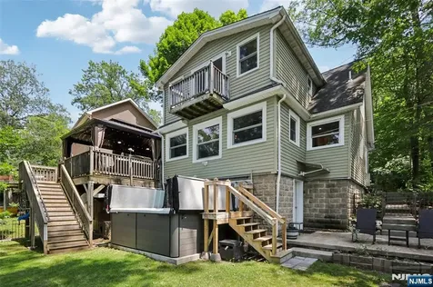 105 Upper Lakeview Avenue Ringwood NJ 07456