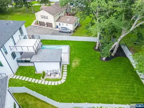 11A Meadow Lane Norwood NJ 07648