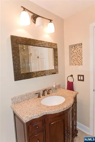 425 Diablo Court Mahwah NJ 07430