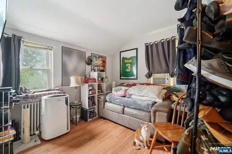 12 Macarthur Hasbrouck Heights NJ 07604