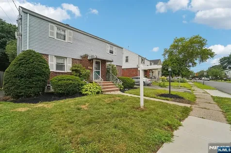 12 Macarthur Hasbrouck Heights NJ 07604