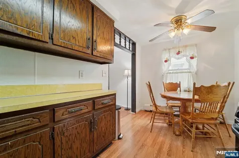 12 Macarthur Hasbrouck Heights NJ 07604