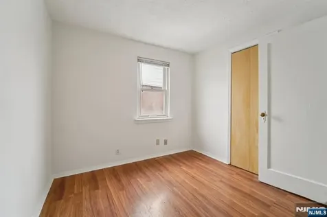 12 Macarthur Hasbrouck Heights NJ 07604