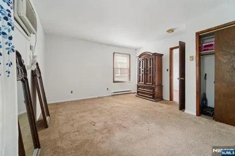 12 Macarthur Hasbrouck Heights NJ 07604