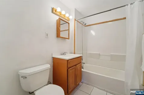 12 Macarthur Hasbrouck Heights NJ 07604