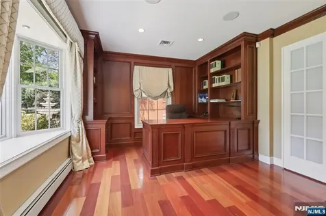 310 Monroe Avenue Wyckoff NJ 07481