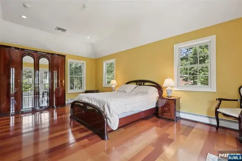 310 Monroe Avenue Wyckoff NJ 07481