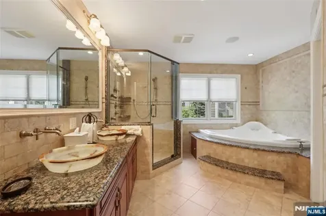 310 Monroe Avenue Wyckoff NJ 07481