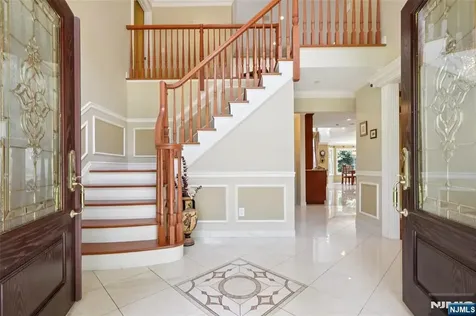 310 Monroe Avenue Wyckoff NJ 07481