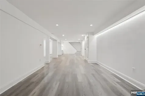 310 Monroe Avenue Wyckoff NJ 07481