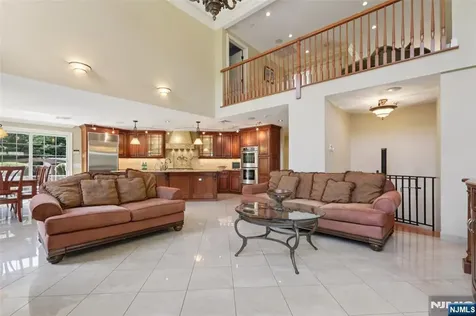 310 Monroe Avenue Wyckoff NJ 07481
