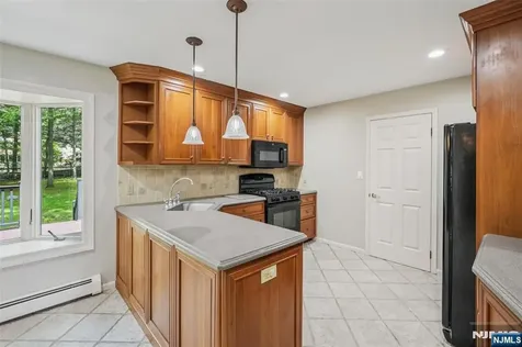 743 Birchwood Drive Wyckoff NJ 07481
