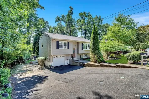 51 Mountain Avenue Rockaway Township NJ 07866