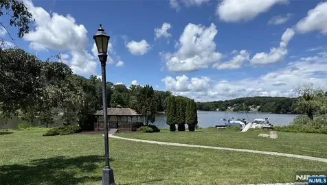 51 Mountain Avenue Rockaway Township NJ 07866