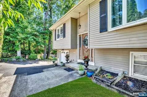 51 Mountain Avenue Rockaway Township NJ 07866