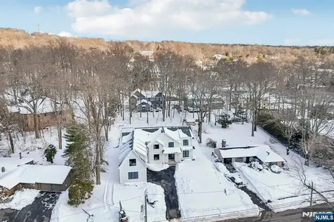 91 Macarthur Avenue Closter NJ 07624