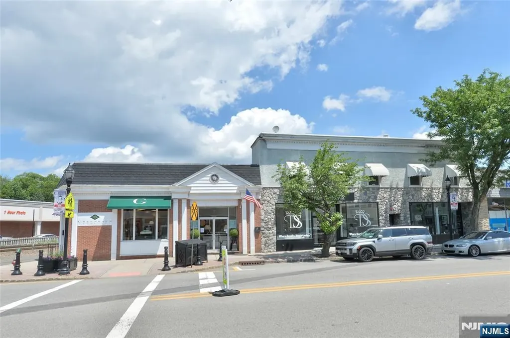 181 - 189 Rock Road Glen Rock NJ 07452