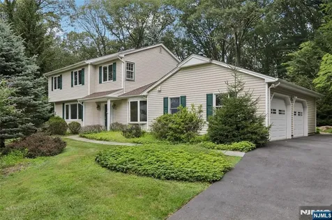 9 Arrowhead Road Mahwah NJ 07430