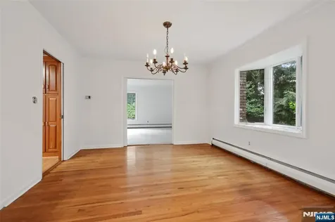9 Arrowhead Road Mahwah NJ 07430