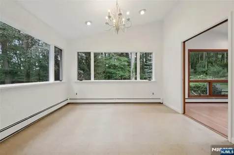 9 Arrowhead Road Mahwah NJ 07430