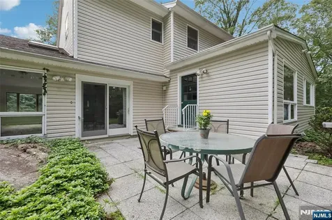 9 Arrowhead Road Mahwah NJ 07430