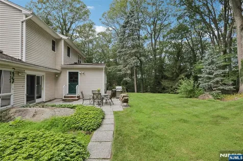 9 Arrowhead Road Mahwah NJ 07430