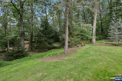 9 Arrowhead Road Mahwah NJ 07430