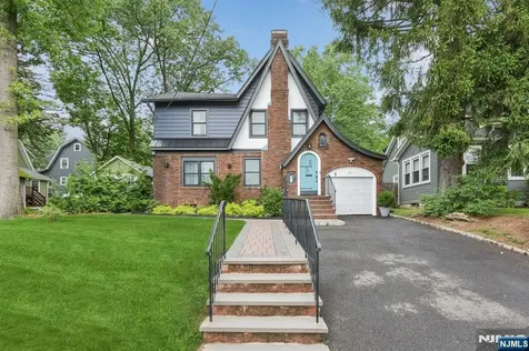 17 Lowell Avenue West Orange NJ 07052