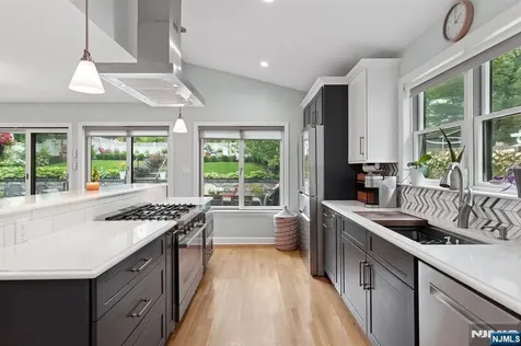 17 Lowell Avenue West Orange NJ 07052