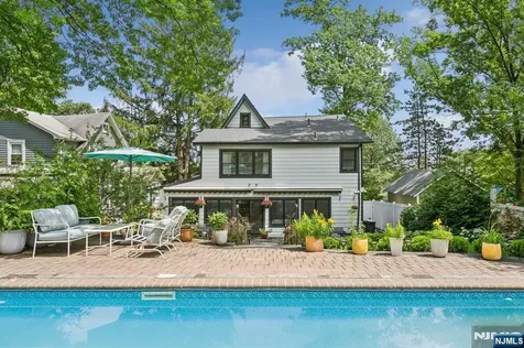 17 Lowell Avenue West Orange NJ 07052