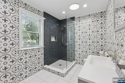 17 Lowell Avenue West Orange NJ 07052