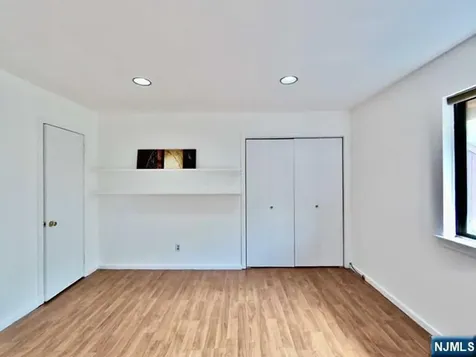 380 Whimbrel Lane Secaucus NJ 07094