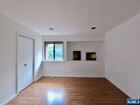 380 Whimbrel Lane Secaucus NJ 07094