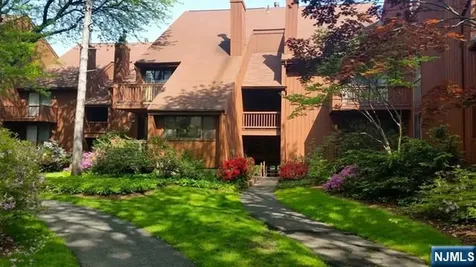 380 Whimbrel Lane Secaucus NJ 07094