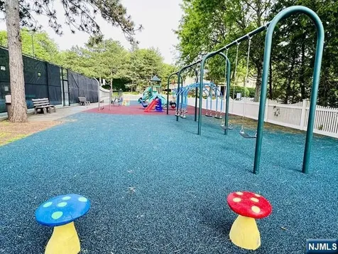 380 Whimbrel Lane Secaucus NJ 07094