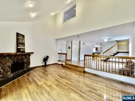 380 Whimbrel Lane Secaucus NJ 07094
