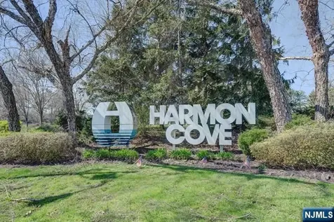 380 Whimbrel Lane Secaucus NJ 07094