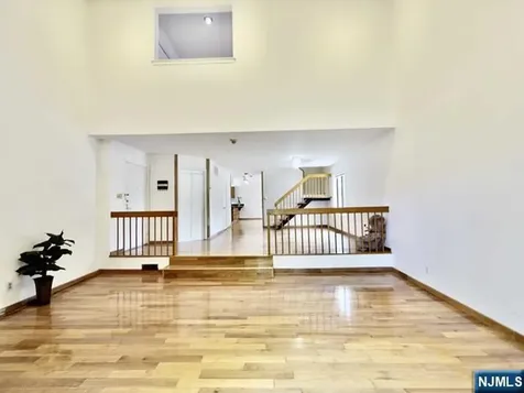 380 Whimbrel Lane Secaucus NJ 07094