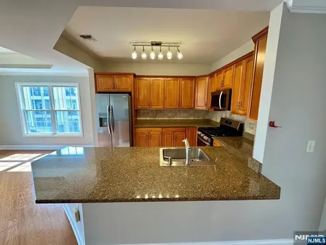7207 Ravenscroft Road Clifton NJ 07013