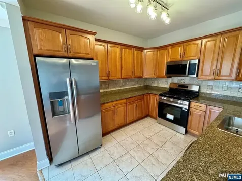7207 Ravenscroft Road Clifton NJ 07013