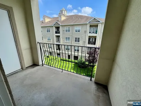 7207 Ravenscroft Road Clifton NJ 07013