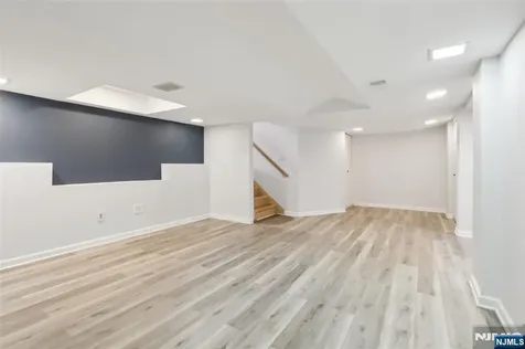 39 Chuckanutt Drive Oakland NJ 07436